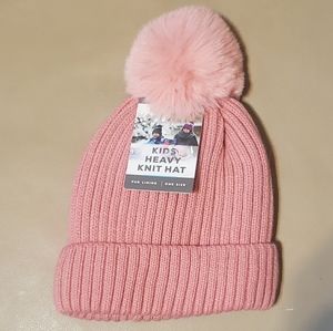 Kids Heavy Knit Hat.with Pom Pom